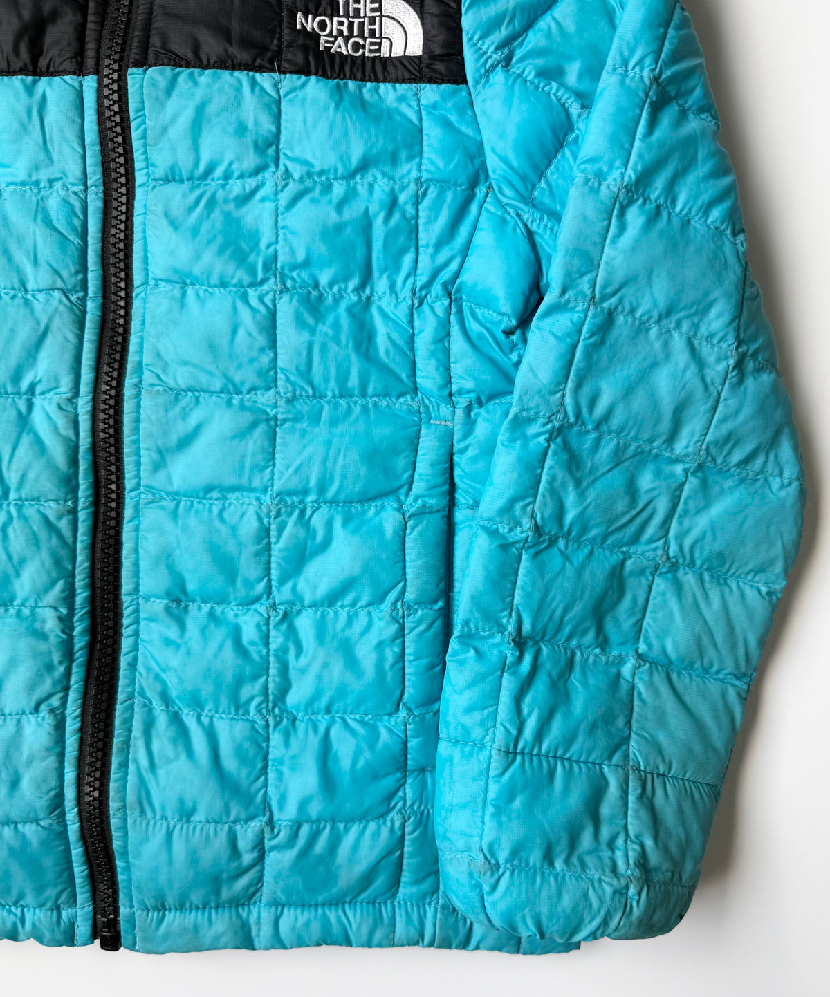 The North Face Thermoball Light Blue & Black Quilted Jacket (5 Years)