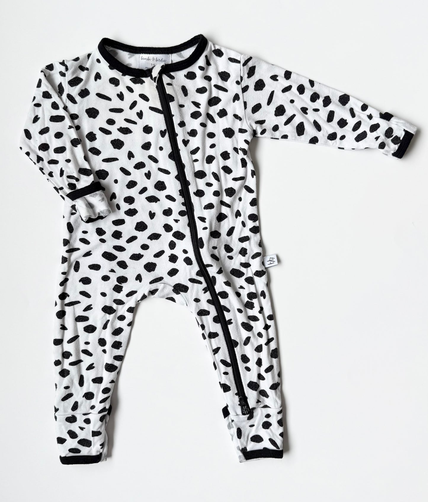 Bambi & Birdie White & Black Speckled Sleeper Romper (3-6 Months)