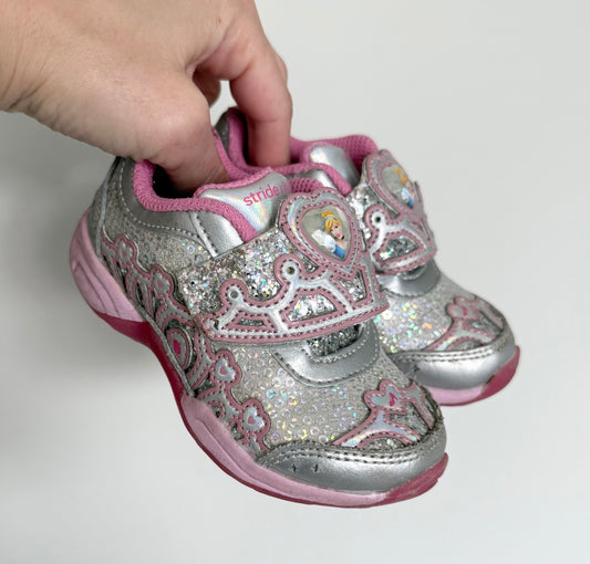 Stride Rite x Disney Princess Cinderella Pink & Silver Sparkle Light Up Velcro Sneakers (6.5)