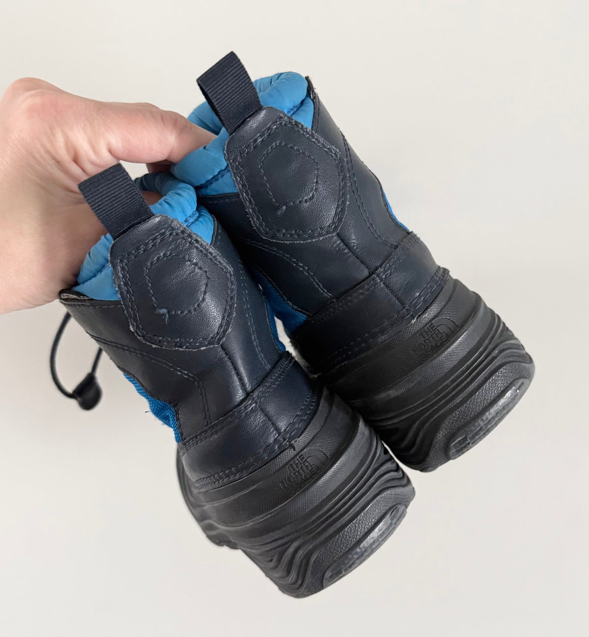 The North Face Alpenglow Blue & Black Winter Boots (11)