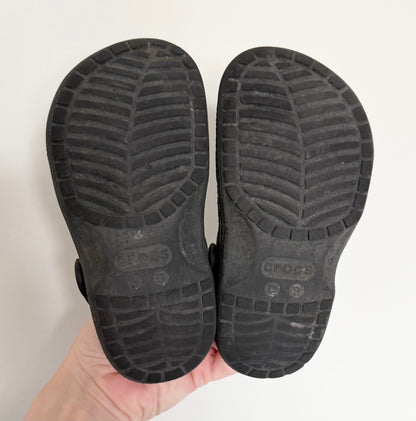 Crocs Black Clog Slip Ons (9)