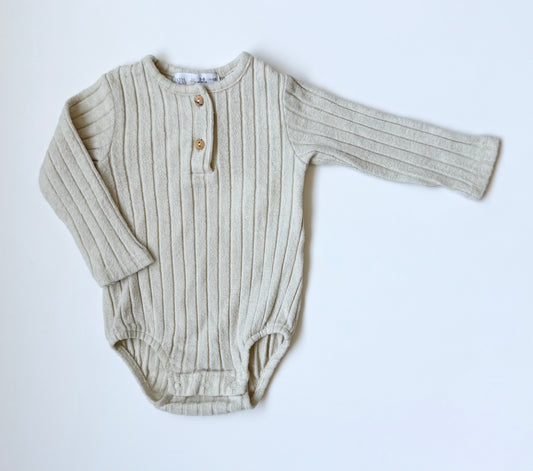 Zara Off White Ribbed Long Sleeve Bodysuit (3-6 Months)