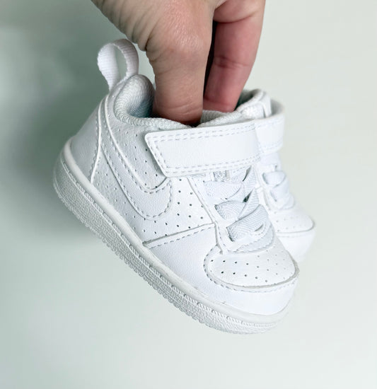 Nike Court Borough Low White Stretch Lace & Velcro Sneakers (2)