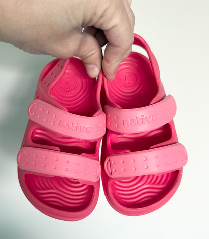 Native Chase Popsicle Pink/Flamingo Pink Sandals (7)