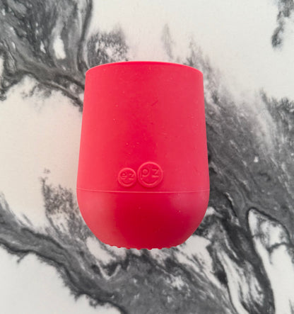 EzPz Mini Cup in Coral - 4oz