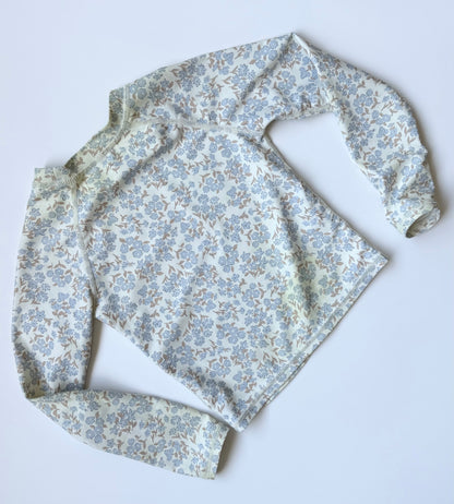 Rylee & Cru Off White & Dainty Blue Floral Long Sleeve Swim Top (4-5 Years)