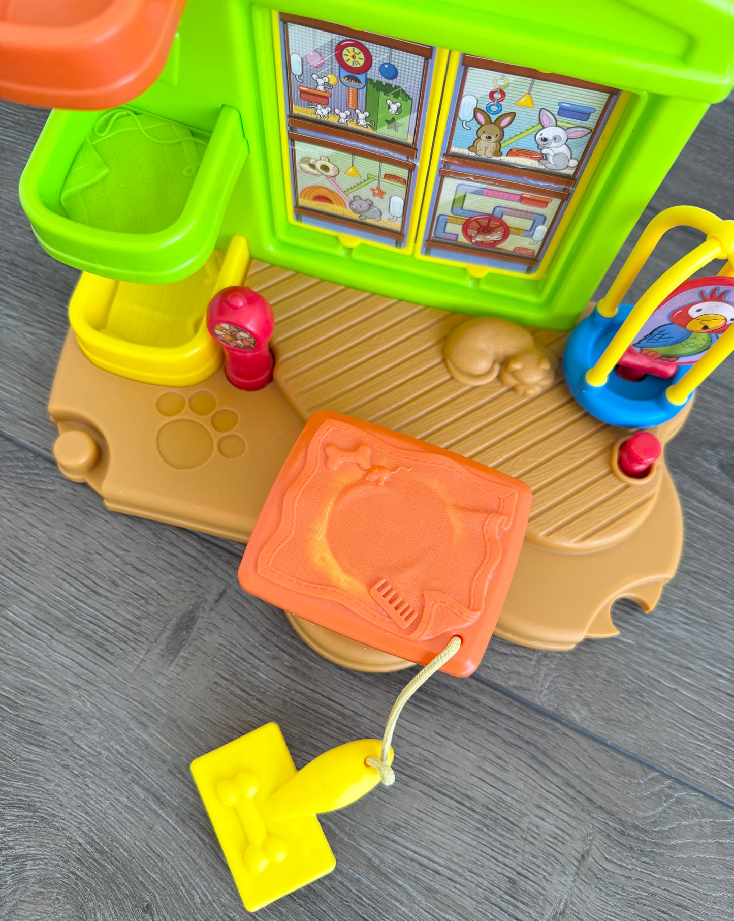 Fisher-Price Little People Pet Center Playset