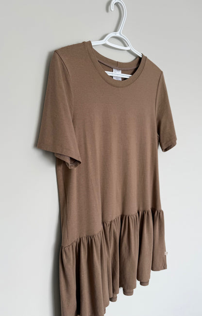 Women’s Jax & Lennon Light Brown Ruffle Tunic (Small)
