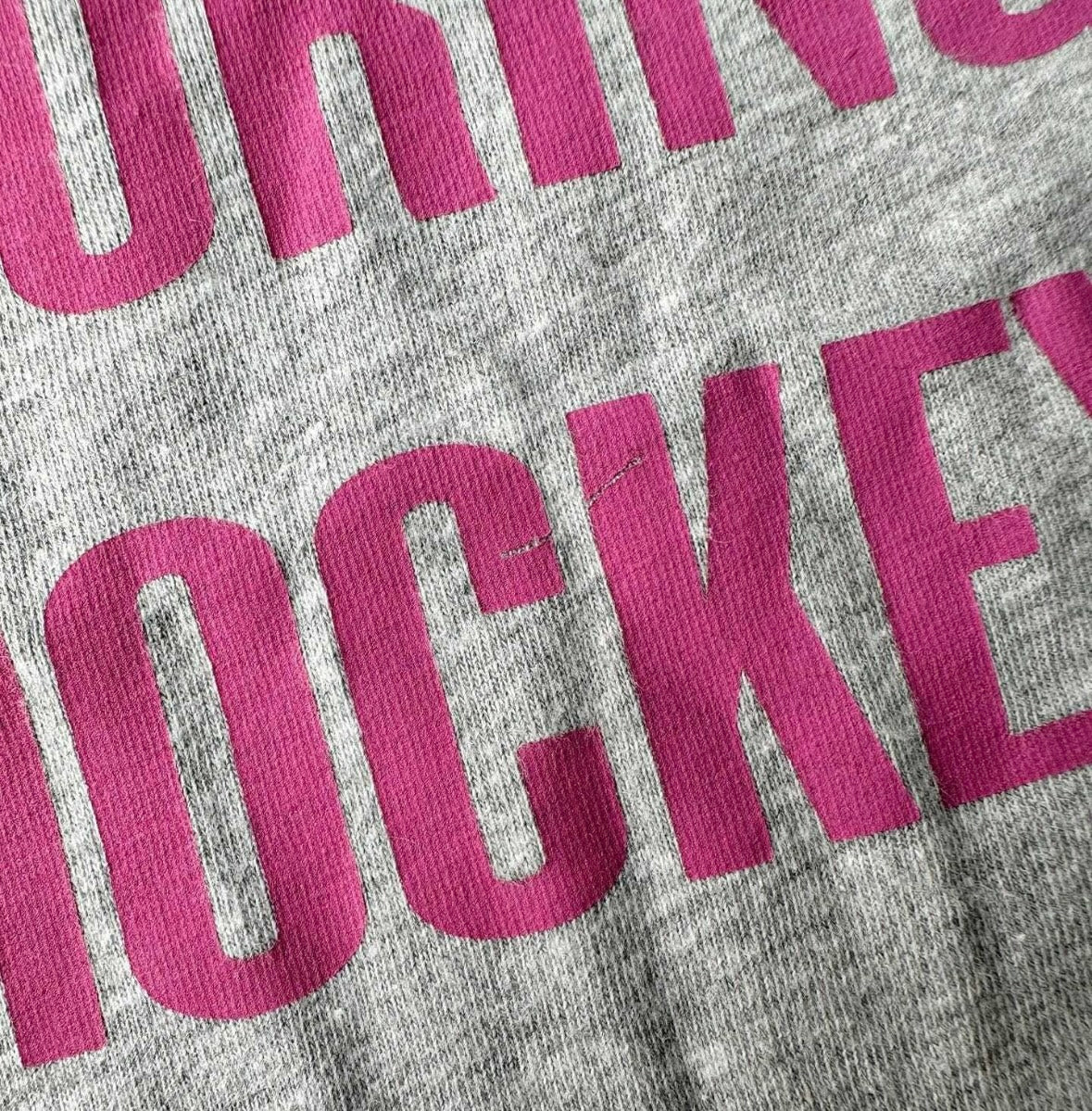 Portage & Main Pink “No Talking During Hockey” Grey Onesie (6-12 Months)