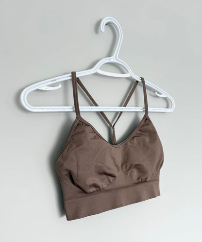 Women’s Gymshark Sweat Seamless Fossil Brown Sports Bra (Medium)