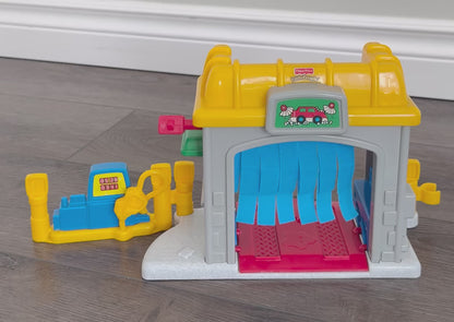Fisher-Price Little People Road Trip Ready Garage Car Wash Playset
